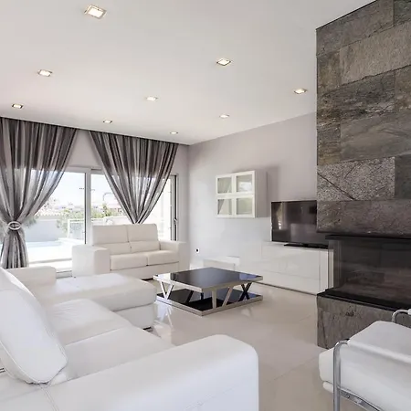 Miramar By Seewest Villa *